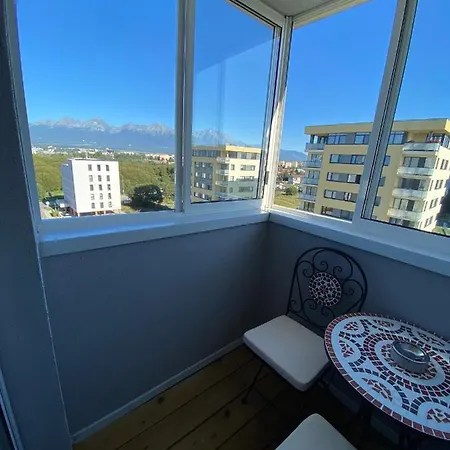 Mountain View Apartment