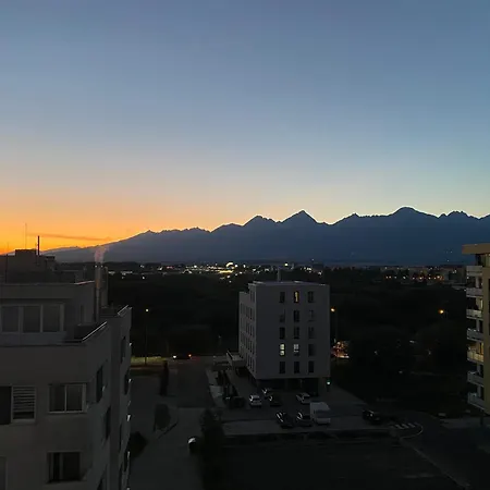 Apartment Mountain View Ii - Free Parking Poprad